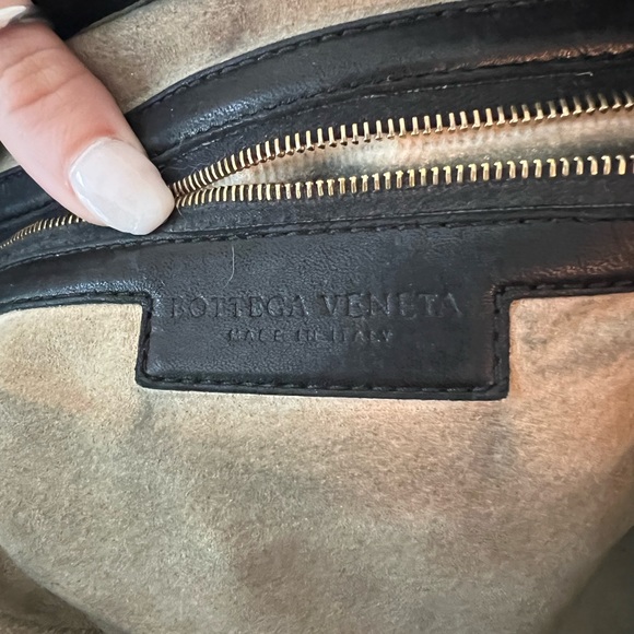 Authentic Vintage Bottega Veneta Slouch Handbag - Picture 5 of 13